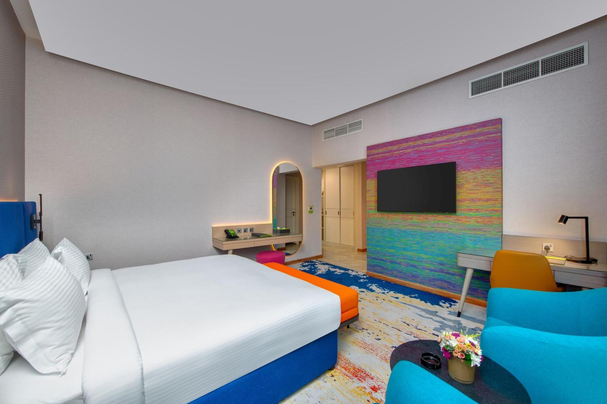 La Quinta By Wyndham Abu Dhabi Al Wahda Otel Dış mekan fotoğraf