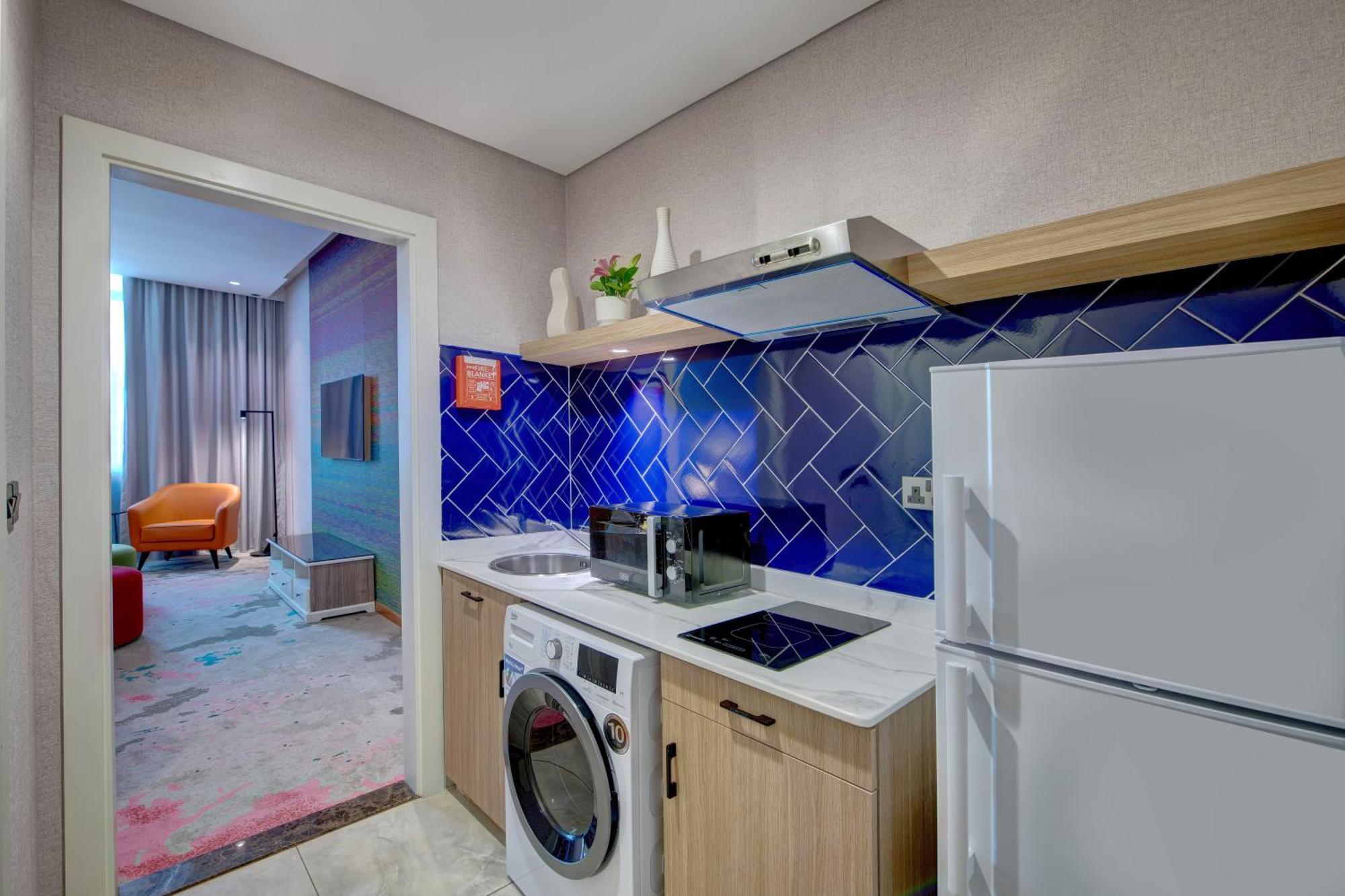 La Quinta By Wyndham Abu Dhabi Al Wahda Otel Dış mekan fotoğraf